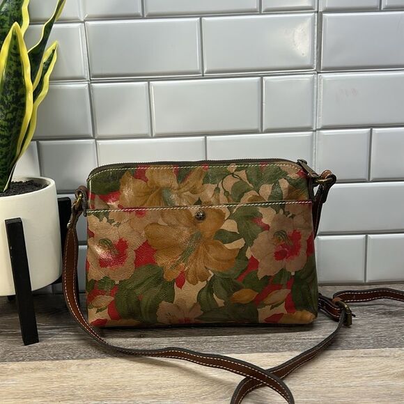 Patricia Nash - Picture 2 of 10